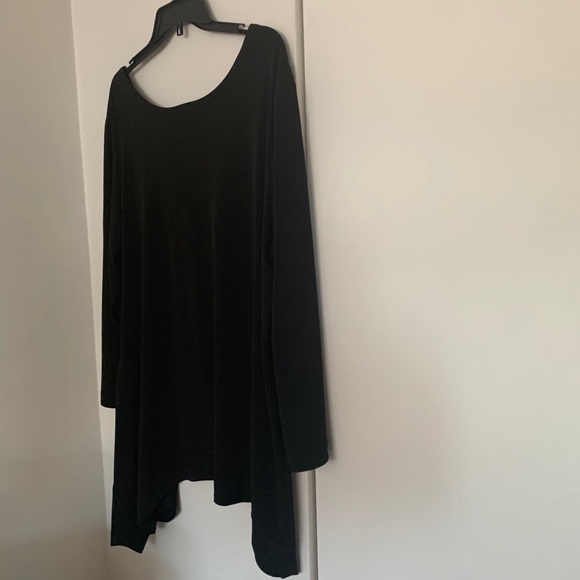 PLANET by Lauren G Black Asymmetric Jersey Tunic - Picture 11 of 14